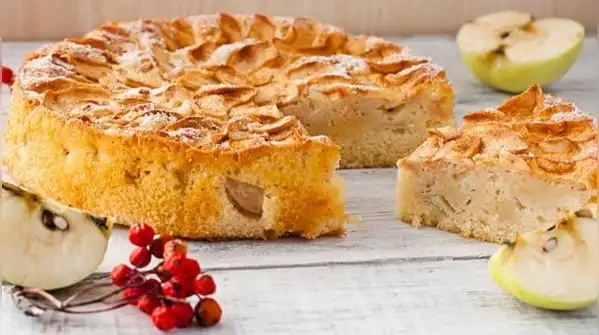 This apple pie cake skips all of that