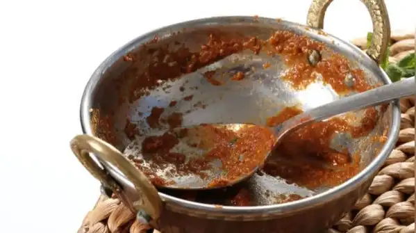 How to remove stubborn stains from your kadai using natural ingredients at home — DIY cleaning hack