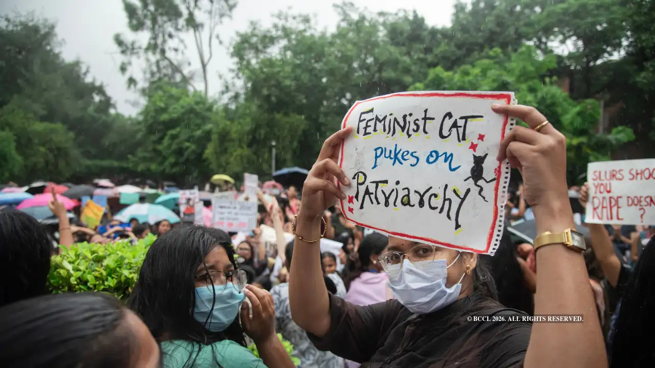 How Delhi women's protest slogans went from streets to social media — 'Ek kachori, do samosa'