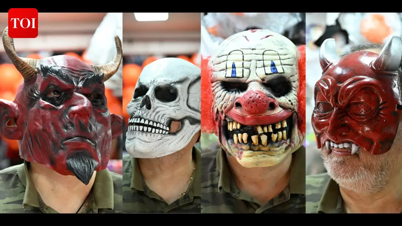 Vampires and clowns come to town for a spooktacular weekend