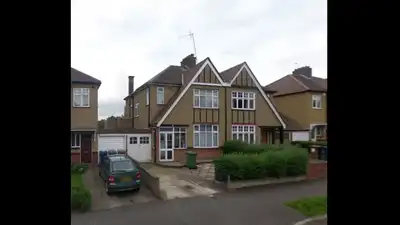 Father left his £600,000 house to one daughter and just £250 to each of two others; the inheritance
