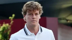 Jannik Sinner’s 2026 season has come to an abrupt end, with the Italian tennis star confirming