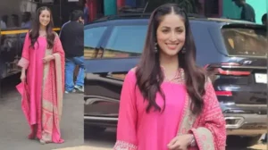 Pink can be a tricky colour to receives right for festive dressing