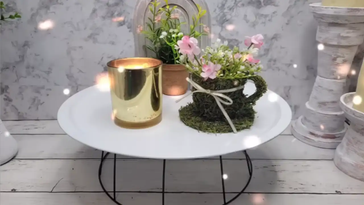 Shared by YouTube creator Loli Ds Creations , this project turns a basic metal pizza pan