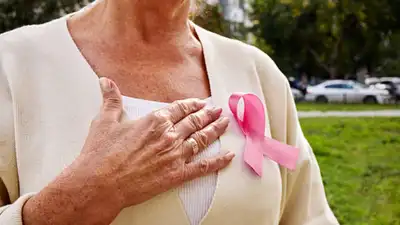 When Jessica's life was threatened by breast cancer, her husband's gaming community with 300