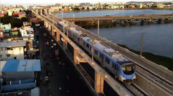 Metro systems in Singapore, Dubai and several European cities also operate driverless services