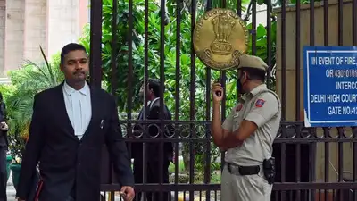 Delhi high court addressed access to the Race Course mosque during ongoing demolition