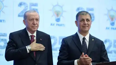 Turkish opposition stronghold falls in Erdogan's hands as Izmir mayor defects