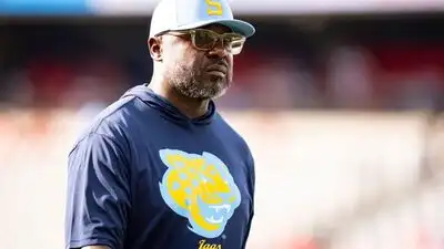 Marshall Faulk Spent 18 Months Living With Parkinson’s Disease Before Revealing the Diagnosis
