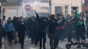 France school protests: 15-year-old student loses hand after picking up police surprises grenade