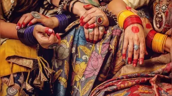 Kota Doria is a fabric that is perfectly suited for contemporary Indian fashion
