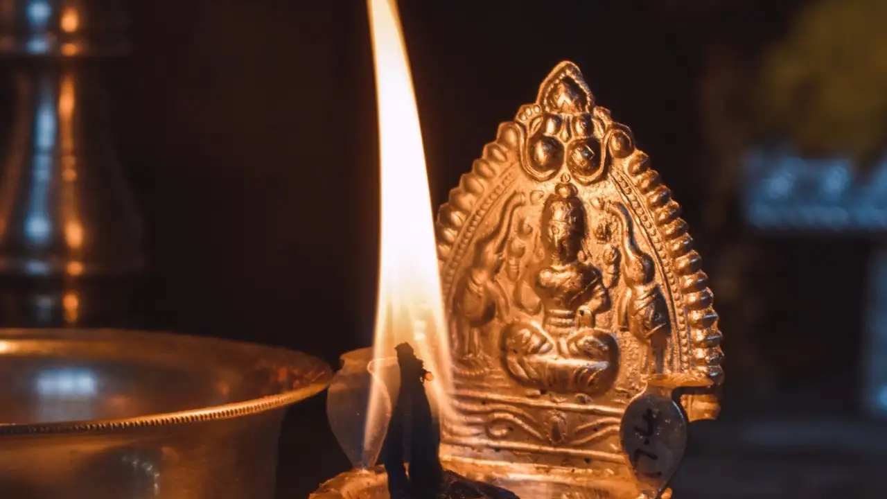 However, if one wishes to let the flame burn out naturally, it is important to remember that