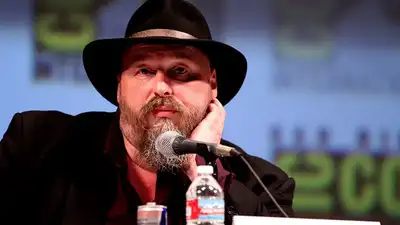 Ellis Park’s website records that in 2021 Warren Ellis, an Australian musician, bought land