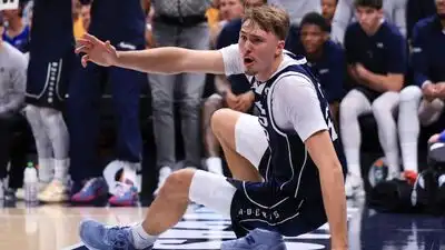 Cooper Flagg left the Dallas Mavericks’ 121-105 victory over the Indiana Pacers on Friday night