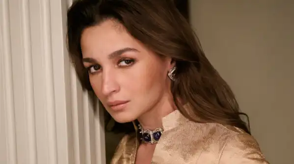 Instagram Alia Bhatt’s original Banarasi jacket was made of gold with an illustration that