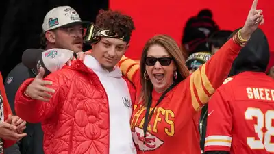 Randi Mahomes proudly marked daughter Mia Randall’s first high school homecoming, sharing