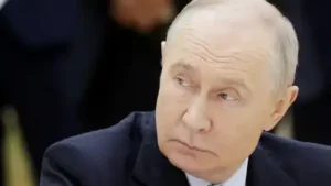 Russia offers one-day ceasefire if Ukraine holds elections, rejects Zelenskyy's 60-day truce bid