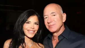 Jeff Bezos 's wife, Lauren Sanchez Bezos, has announced that: The wider industry impact