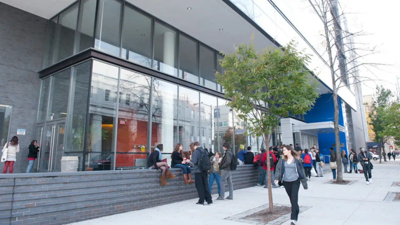 In 2001, Tony Bennett and Susan Benedetto helped open a public arts school for 250 students; 25
