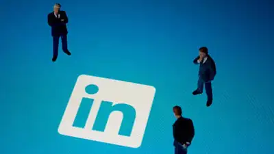 LinkedIn is testing a new feed that keeps strangers out: The wider industry impact