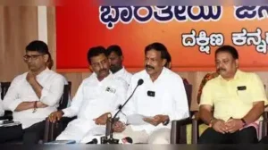 BJP DK district president Satish Kumpala accused the state Congress govt of financial