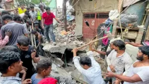 A tragic incident in Seemapuri saw a five-storey structure collapse