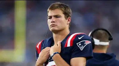 Drake Maye, the New England Patriots’ star player, has been dealing with a consistent shoulder