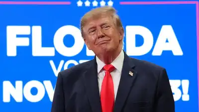 Duck duck, trick or treat? Quack quack! — Trumpiana