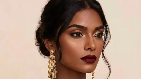 One should use products like shiny eyeshadows, radiant skin, bangles, chaniya choli