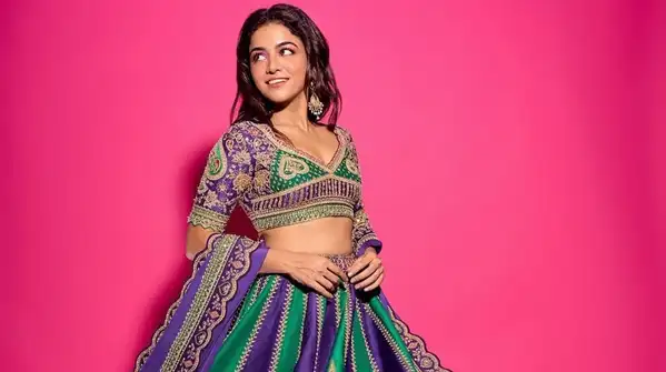 Pinterest Honestly, there's really no such thing as the "one perfect" lip shade for Navratri —