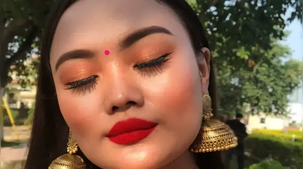 Pinterest Honestly, there's really no such thing as the "one perfect" lip shade for Navratri —