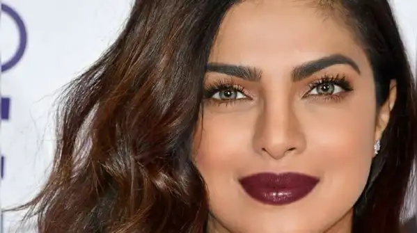 Pinterest Honestly, there's really no such thing as the "one perfect" lip shade for Navratri —