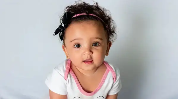 Here are 10 baby girl names inspired by beautiful yellow flowers, each with its own distinctive