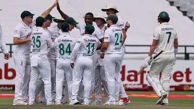 (AP Photo) South Africans celebrate the wicket of Australia's Matt Renshaw on day five