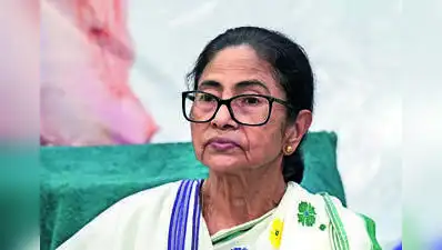 Mamata condemns Dipke detention — 'Your Didi is with you'