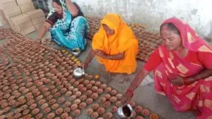 1.6L diyas order for Deepotsav brings glow of profit to rural women: The wider industry impact