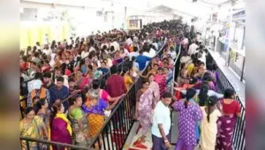 1,000 special darshan ticket queue was also full in the morning