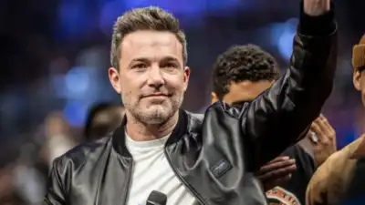 06 “I got banned from Instagram twice for impersonating myself,” Affleck told Variety — 5 Oct