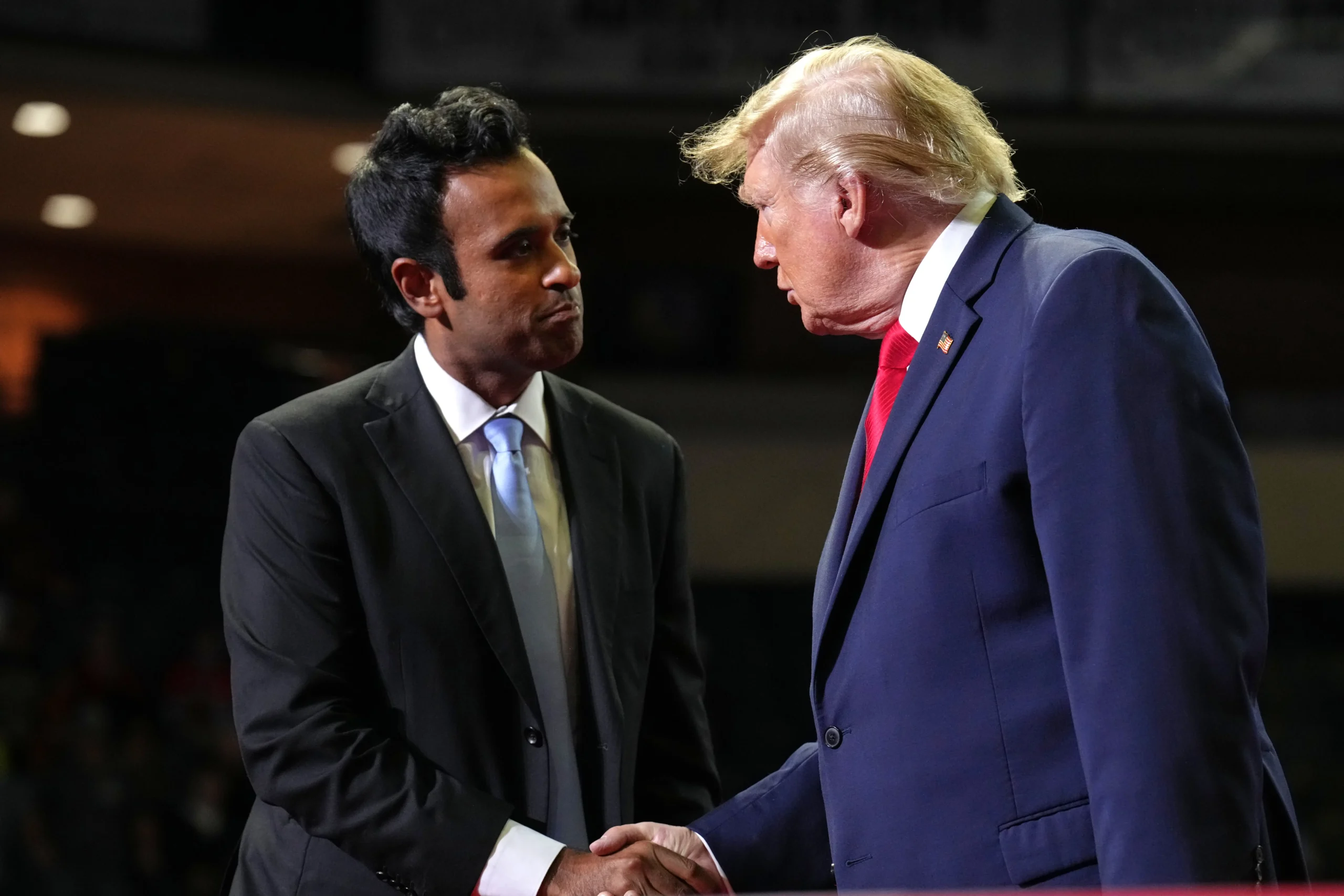 Hindu American Vivek Ramaswamy's Catch-22 problem with MAGA ahead of the midterms — Oh(io) No