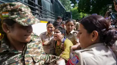 Delhi Police flags assault on women cops during protests — Misbehaved, torn clothes and badges